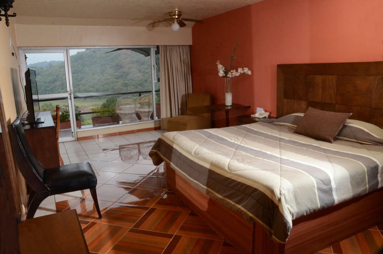 Hotel Forest Huauchinango Exteriör bild